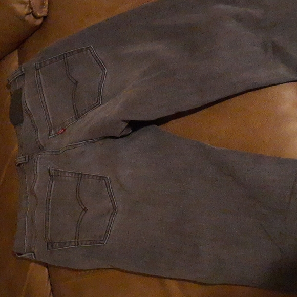 Levi Men's Jeans - Picture 3 of 4